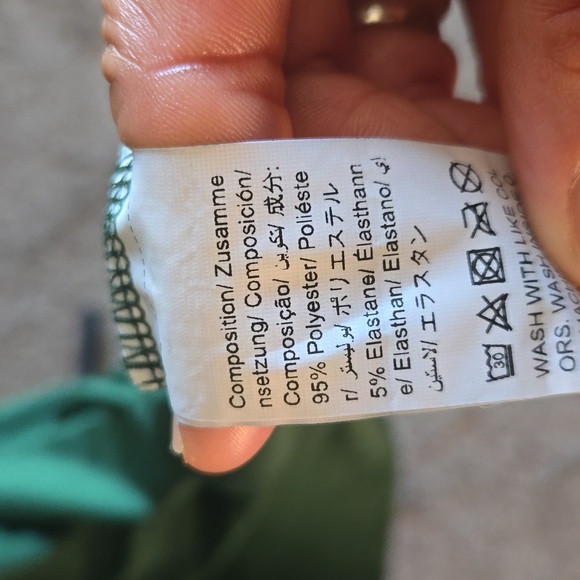 Green Maxi Dress  💚  PRE LOVED - Picture 6 of 6